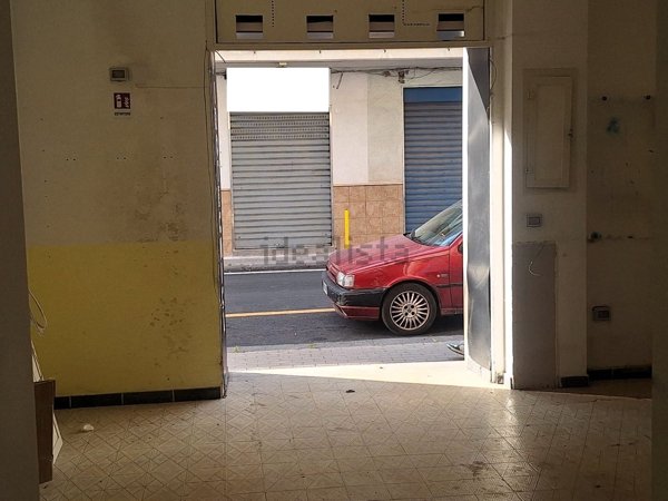 locale commerciale in affitto a Battipaglia in zona Centro Città