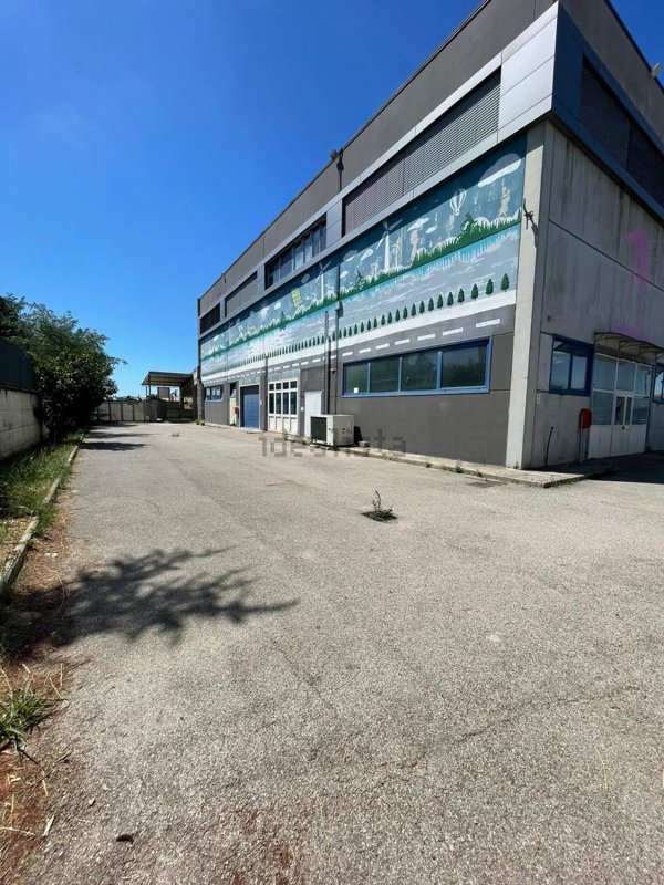 capannone in affitto a Battipaglia