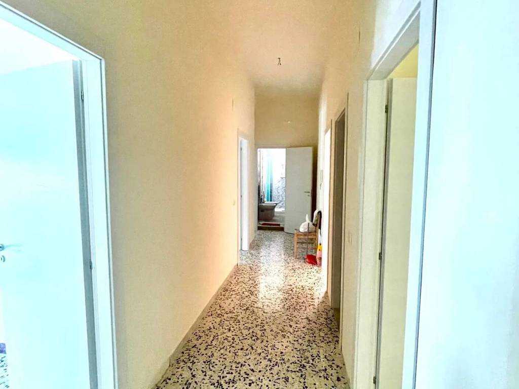 ufficio in affitto a Battipaglia in zona Sant'Anna