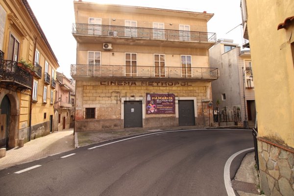 locale commerciale in affitto a Bracigliano