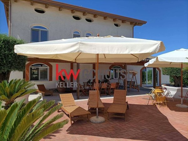 casa indipendente in affitto a Capaccio Paestum