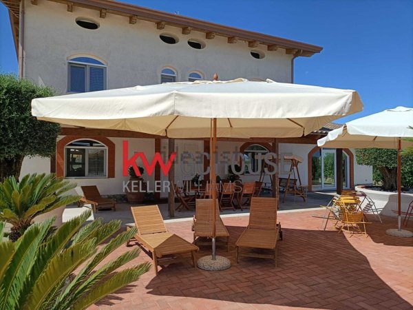 casa indipendente in affitto a Capaccio Paestum