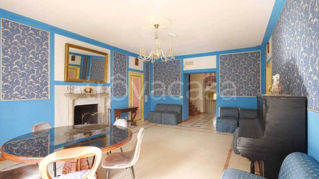 casa indipendente in affitto a Capaccio Paestum