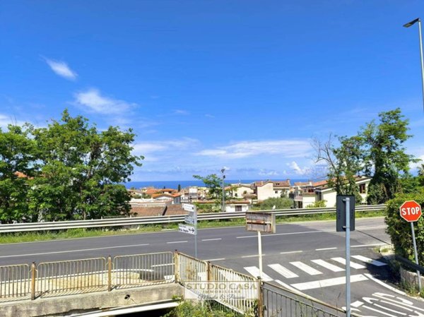 appartamento in affitto a Castellabate in zona Santa Maria
