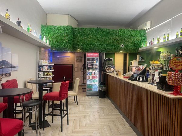 negozio in affitto a Castellabate in zona Santa Maria