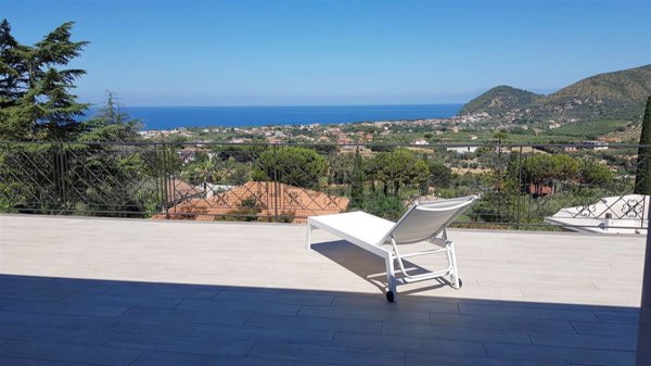 appartamento in affitto a Castellabate in zona Santa Maria