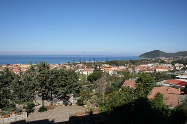 appartamento in affitto a Castellabate in zona Santa Maria