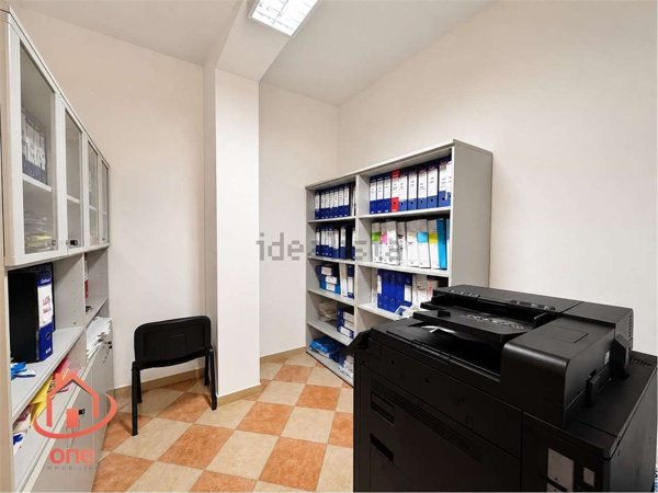 ufficio in affitto a Castellabate in zona Santa Maria