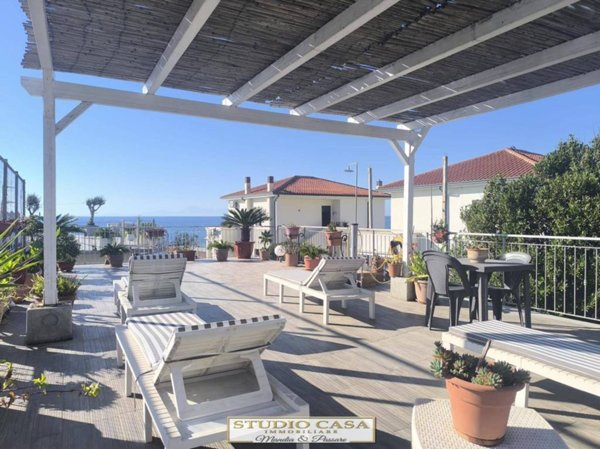 appartamento in affitto a Castellabate in zona Santa Maria