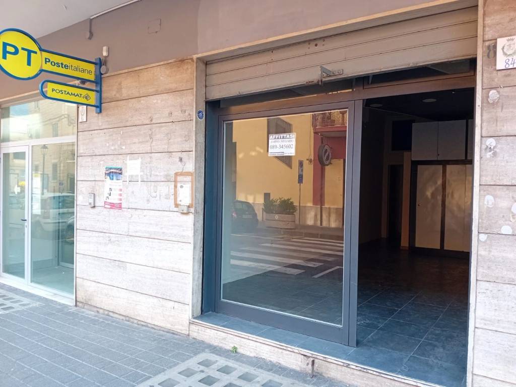 negozio in affitto a Castel San Giorgio