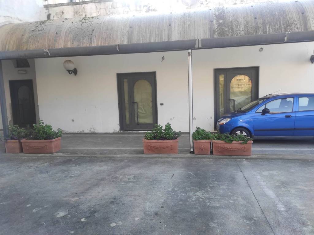 negozio in affitto a Castel San Giorgio in zona Lanzara