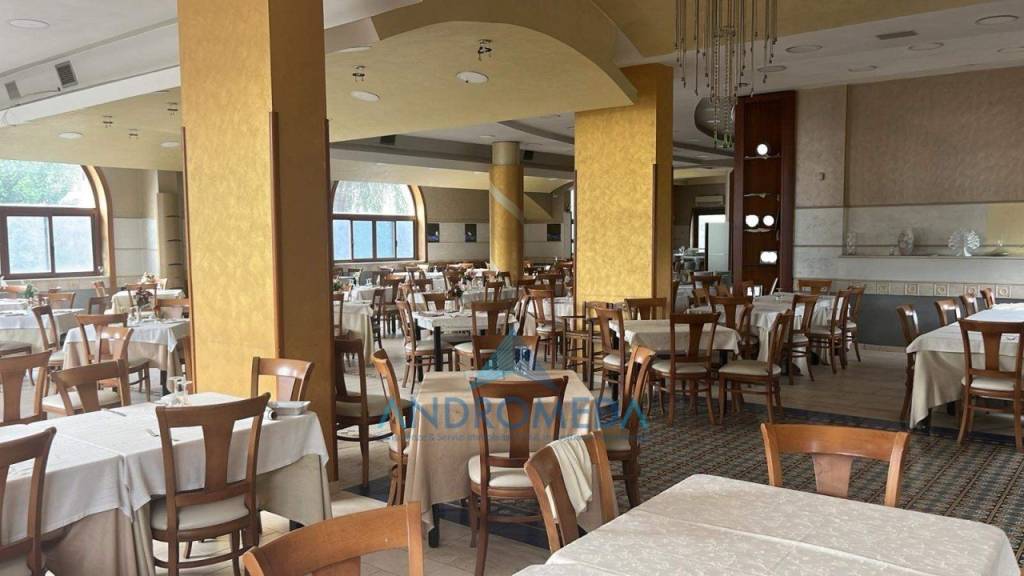 negozio in affitto a Cava de' Tirreni