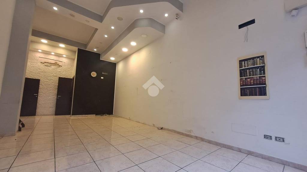 negozio in affitto a Cava de' Tirreni