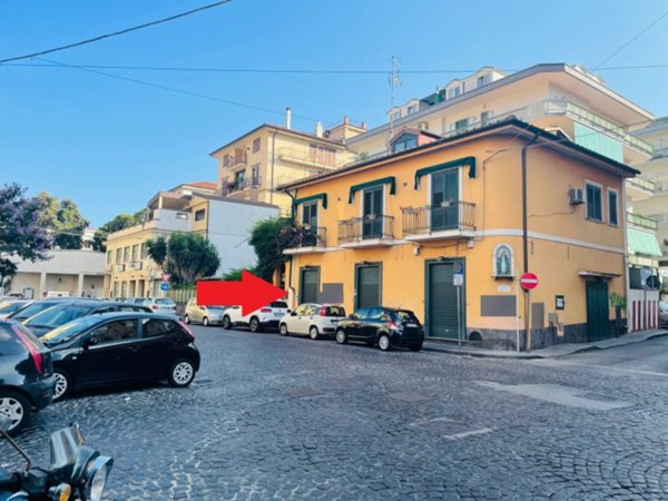 negozio in affitto a Cava de' Tirreni