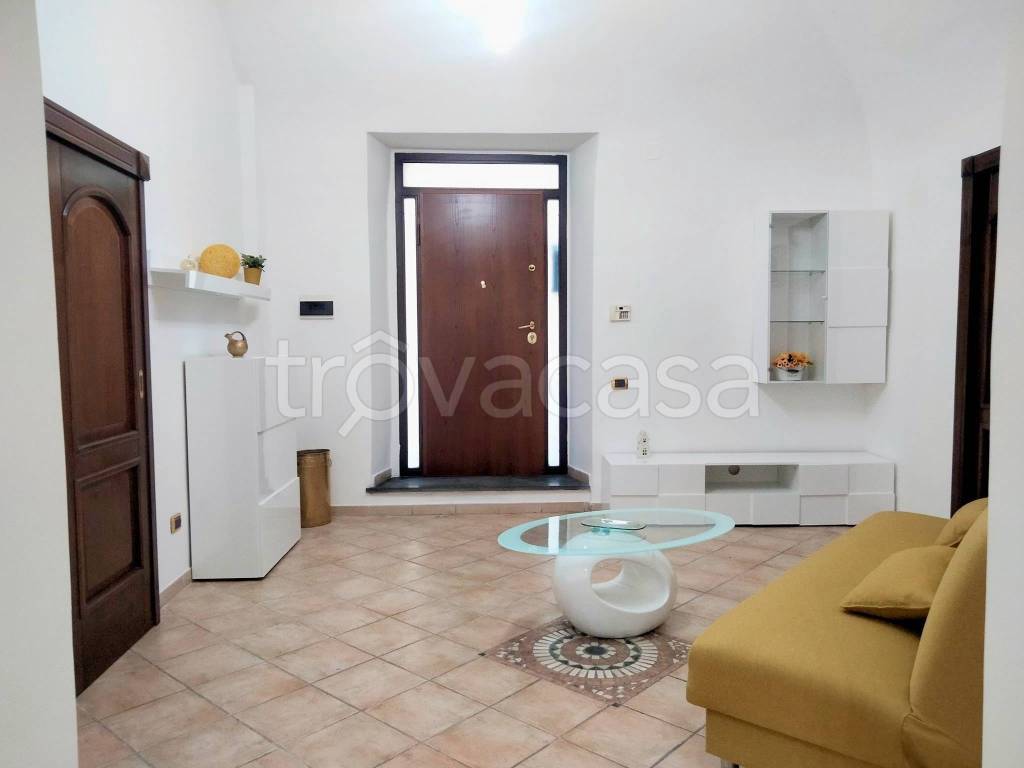 appartamento in affitto a Cava de' Tirreni in zona Centro Storico / Scacciaventi