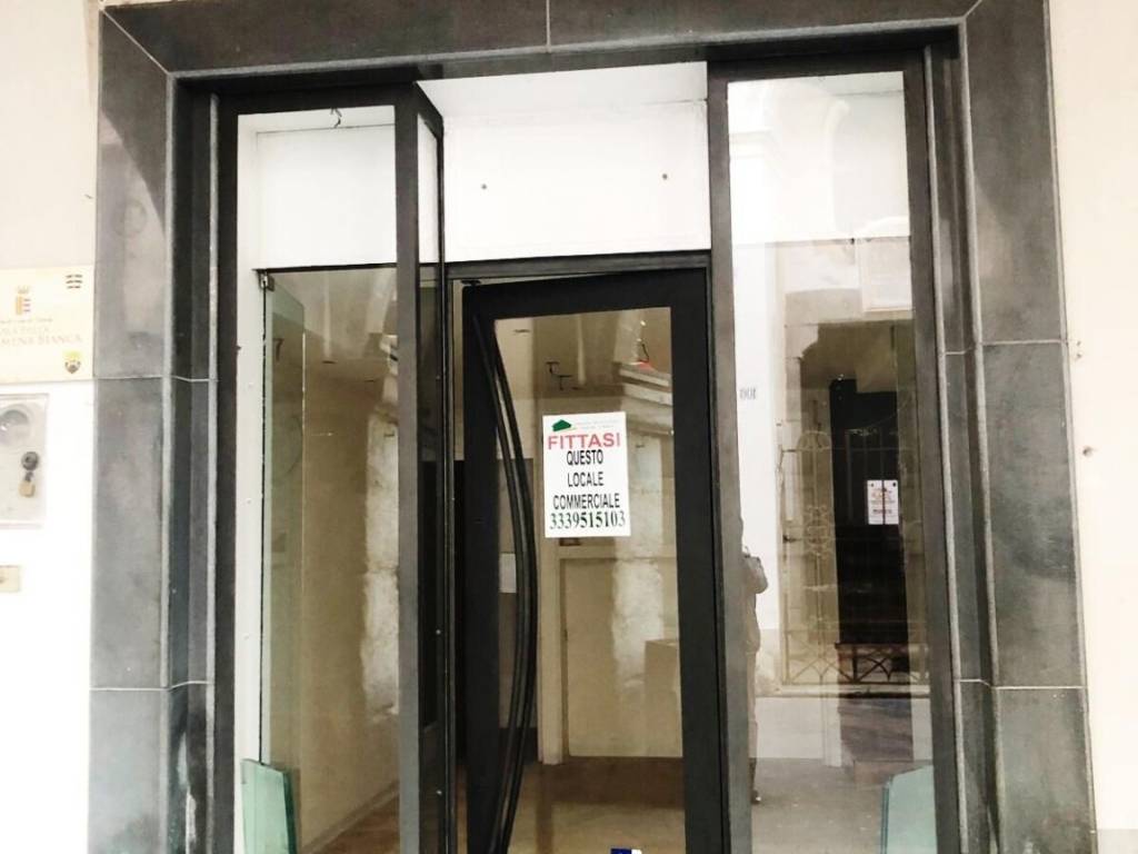 negozio in affitto a Cava de' Tirreni