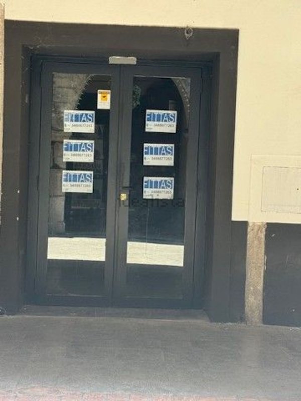 locale commerciale in affitto a Cava de' Tirreni