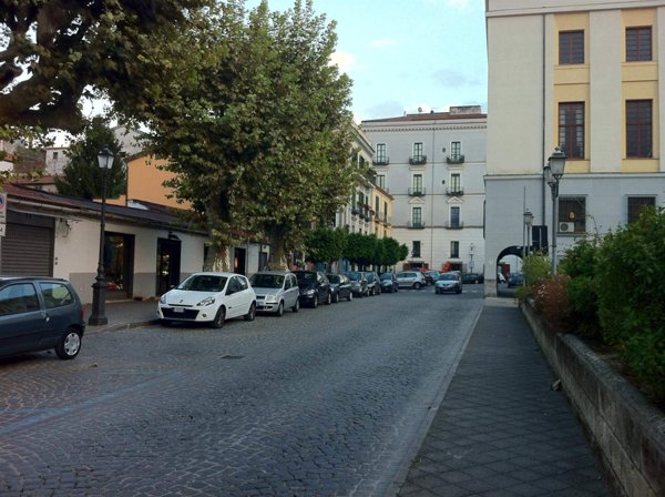 negozio in affitto a Cava de' Tirreni