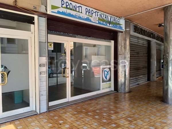 locale commerciale in affitto a Cava de' Tirreni