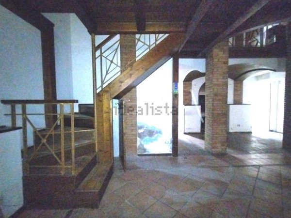 negozio in affitto a Cava de' Tirreni