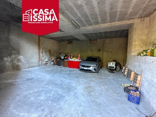 locale commerciale in affitto a Cava de' Tirreni