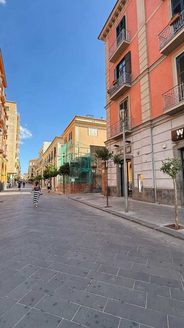 locale commerciale in affitto a Cava de' Tirreni