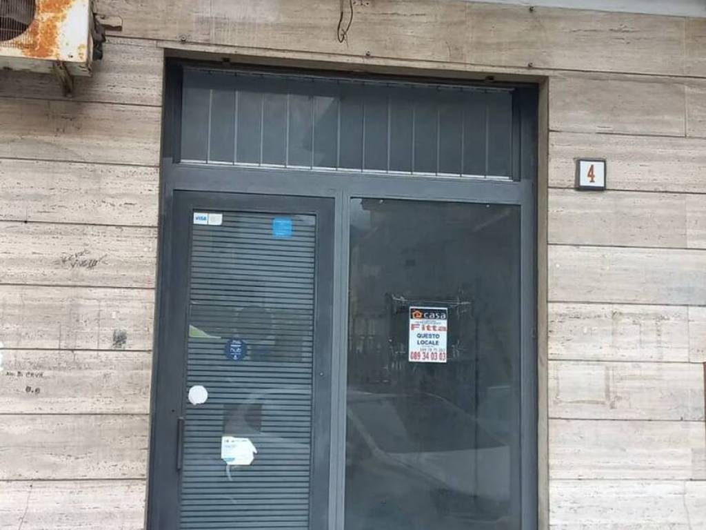 negozio in affitto a Cava de' Tirreni