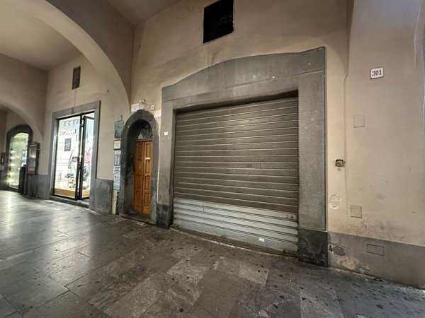 negozio in affitto a Cava de' Tirreni in zona Centro Storico / Scacciaventi