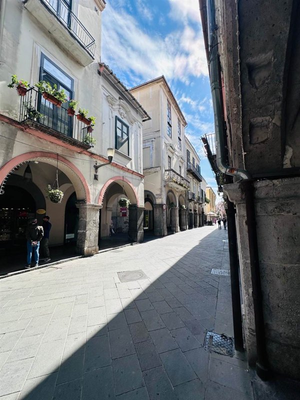 negozio in affitto a Cava de' Tirreni