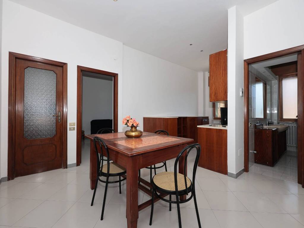 appartamento in affitto a Cava de' Tirreni in zona Centro Storico / Scacciaventi