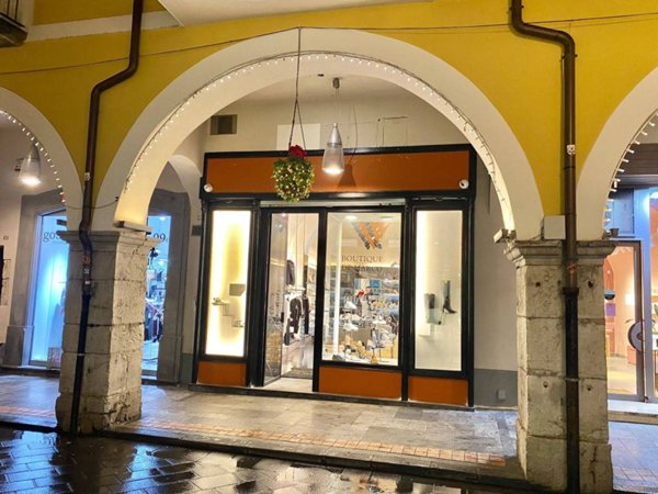 negozio in affitto a Cava de' Tirreni