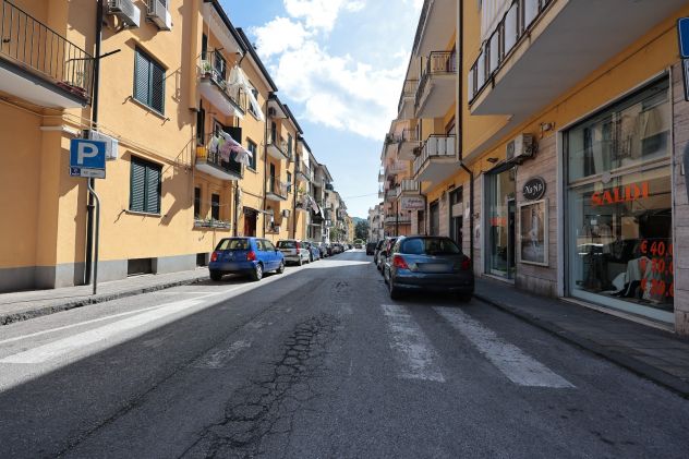 negozio in affitto a Cava de' Tirreni