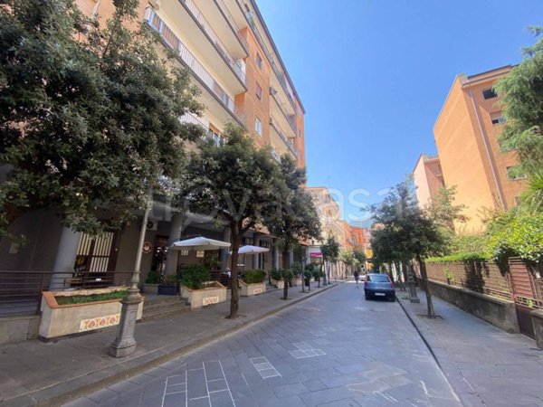 negozio in affitto a Cava de' Tirreni