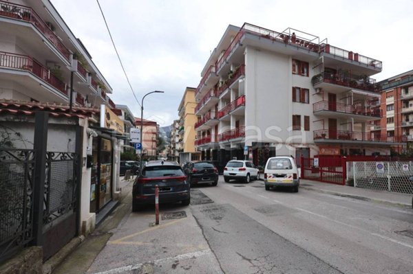 negozio in affitto a Cava de' Tirreni