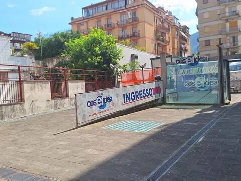 negozio in affitto a Cava de' Tirreni in zona Centro Storico / Scacciaventi