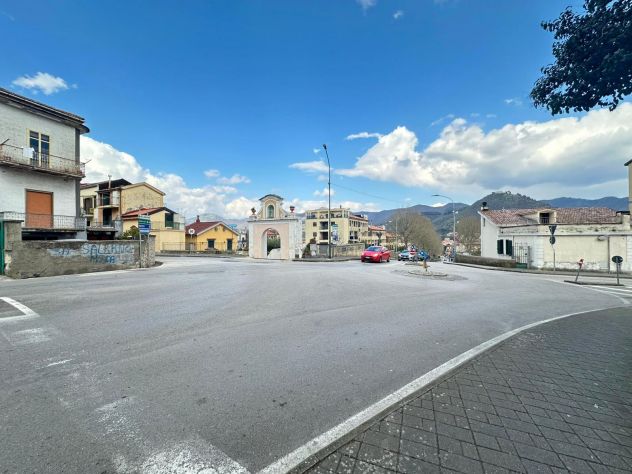 locale commerciale in affitto a Cava de' Tirreni