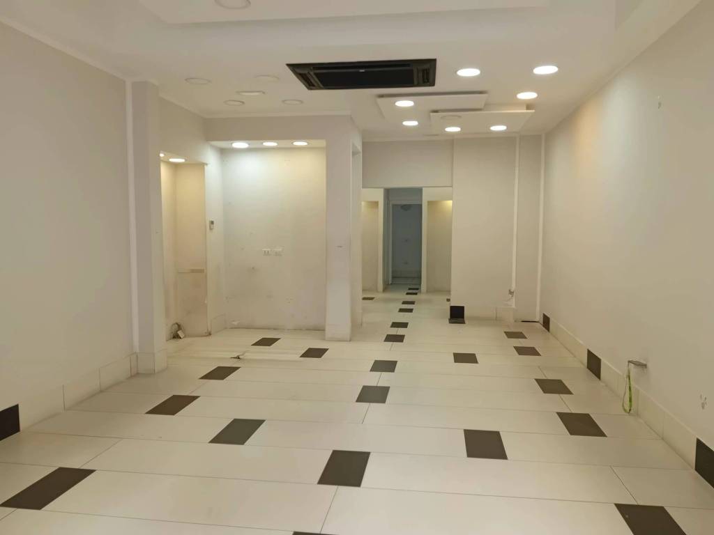 negozio in affitto a Cava de' Tirreni