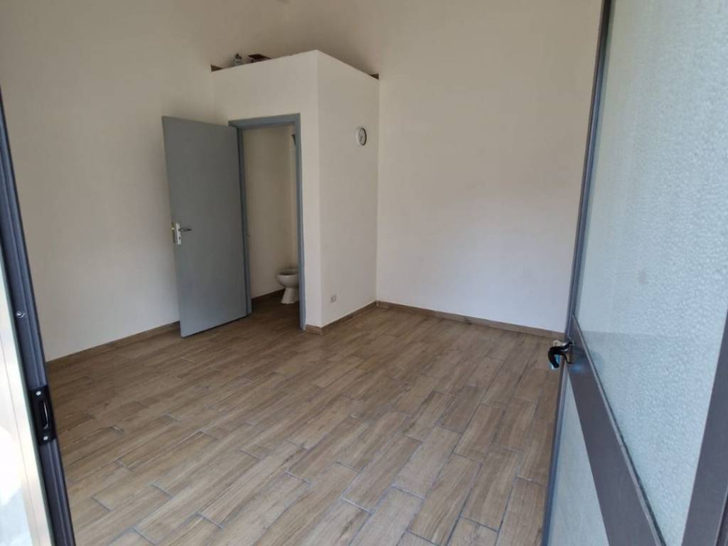 negozio in affitto a Cava de' Tirreni
