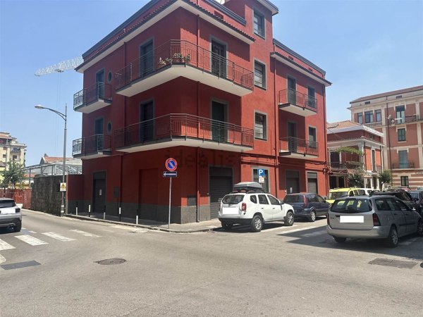 locale commerciale in affitto a Cava de' Tirreni
