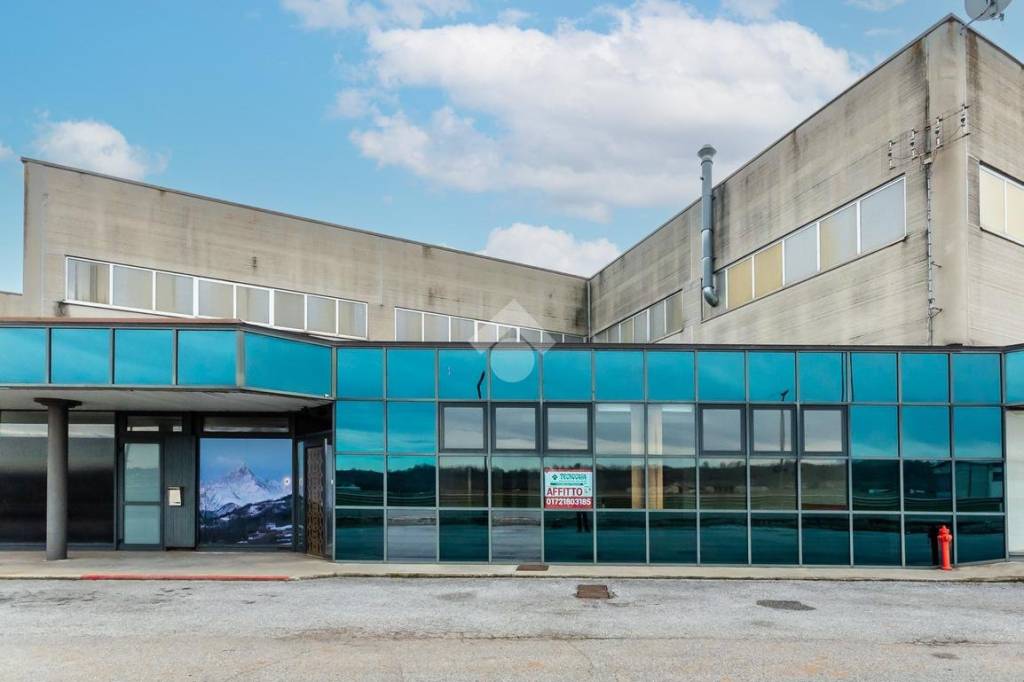 negozio in affitto a Cervere in zona Montarossa