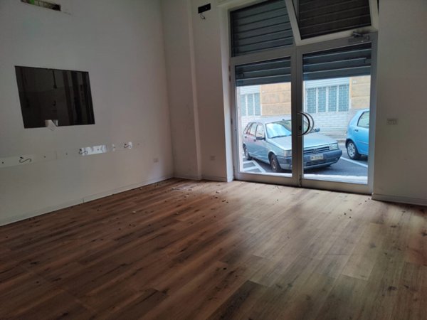 locale commerciale in affitto ad Eboli