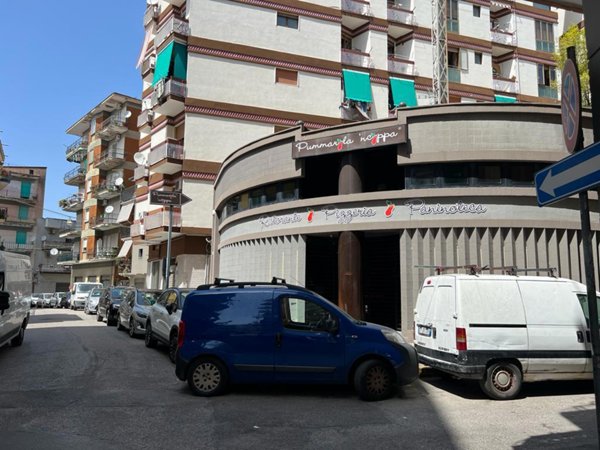 negozio in affitto ad Eboli