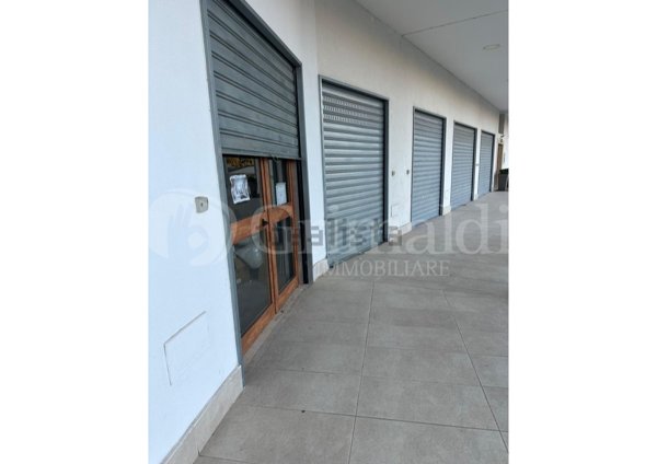 locale commerciale in affitto ad Eboli