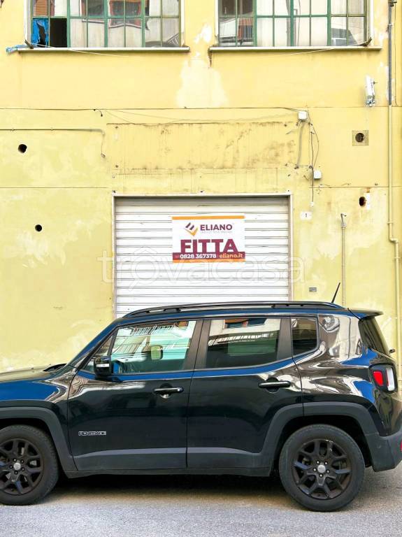 negozio in affitto ad Eboli