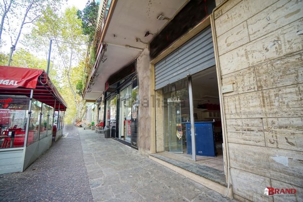 locale commerciale in affitto ad Eboli