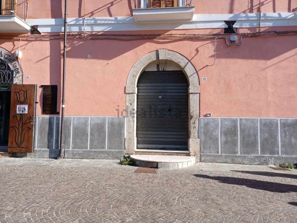 locale commerciale in affitto ad Eboli