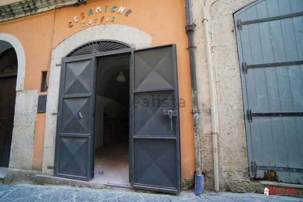 locale commerciale in affitto ad Eboli