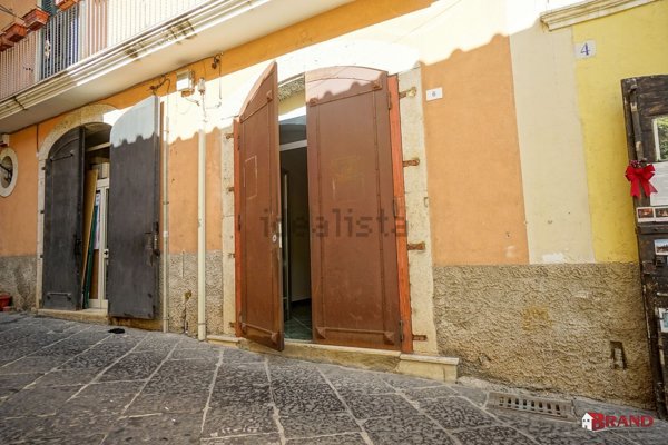 locale commerciale in affitto ad Eboli