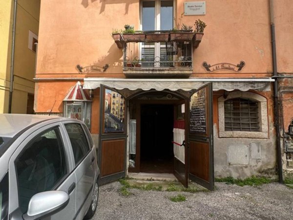 negozio in affitto ad Eboli
