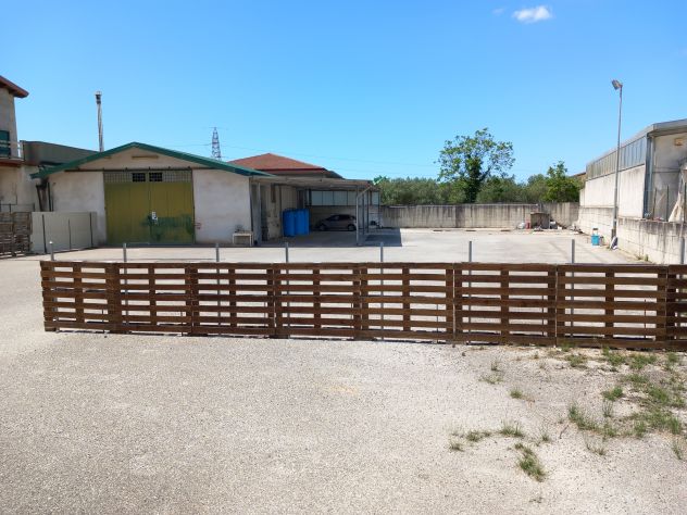 locale commerciale in affitto ad Eboli